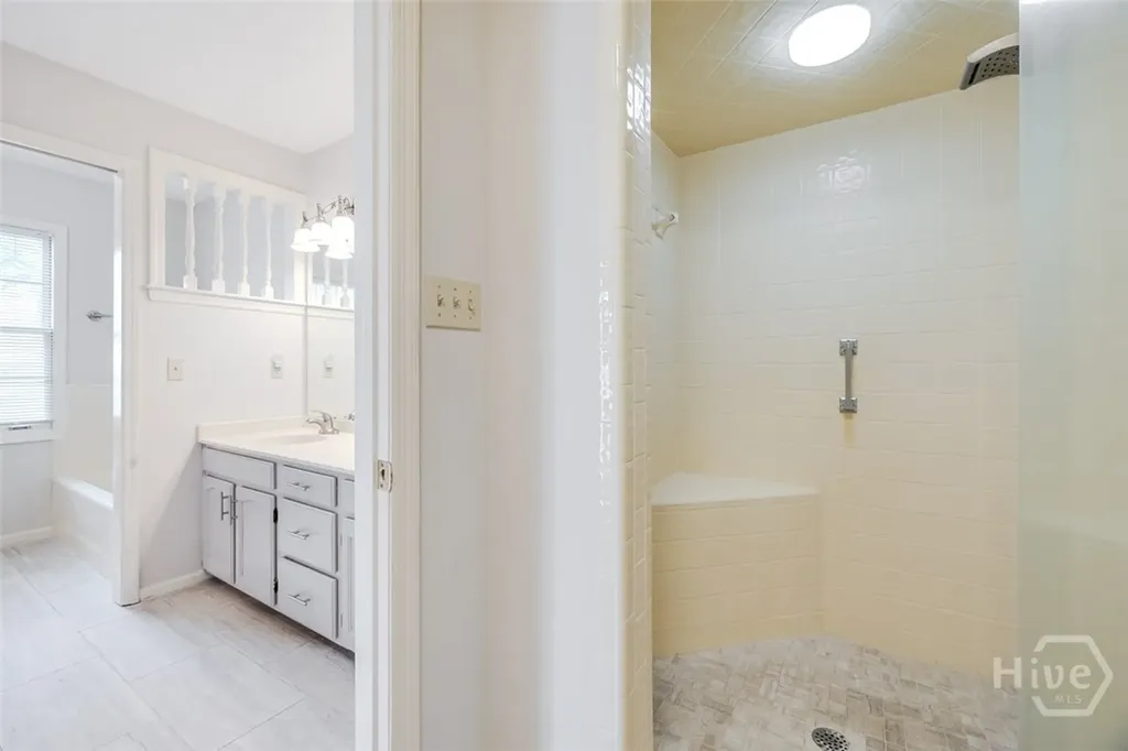 126 Shore Road Savannah GA 31419