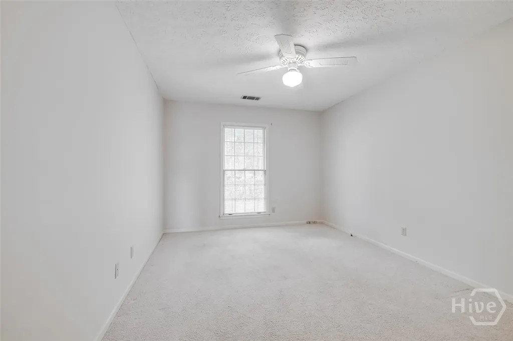 126 Shore Road Savannah GA 31419