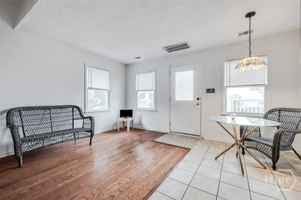 126 Shore Road Savannah GA 31419