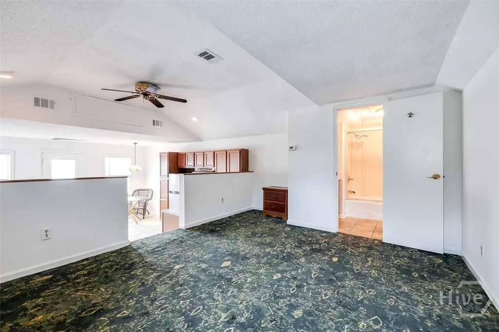 126 Shore Road Savannah GA 31419