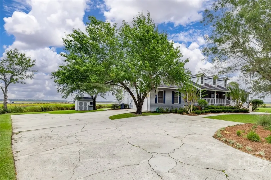126 Shore Road Savannah GA 31419
