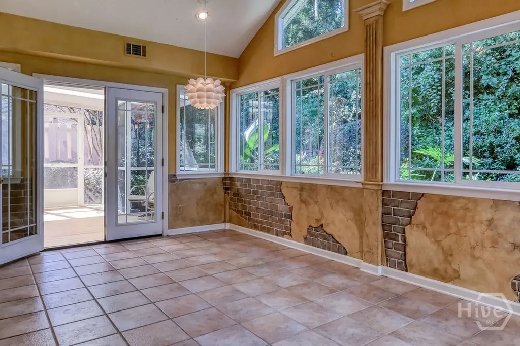21 Pipers Pond Lane Savannah GA 31404