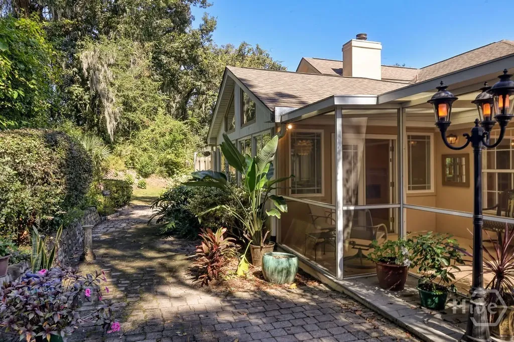 21 Pipers Pond Lane Savannah GA 31404