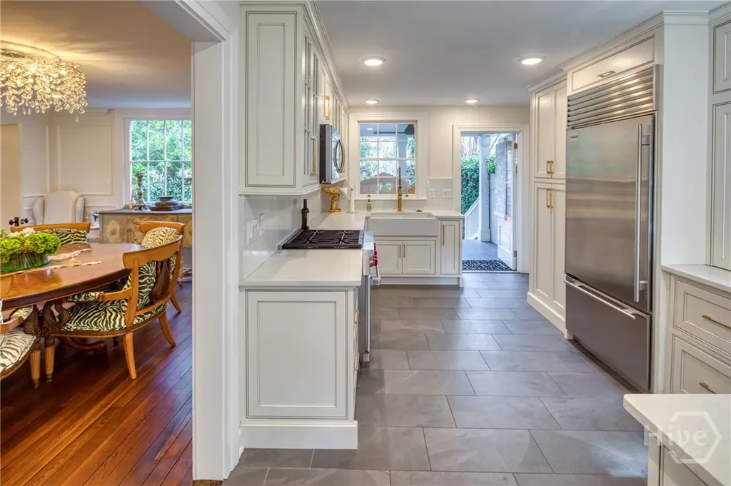 214 E Liberty Street Savannah GA 31401