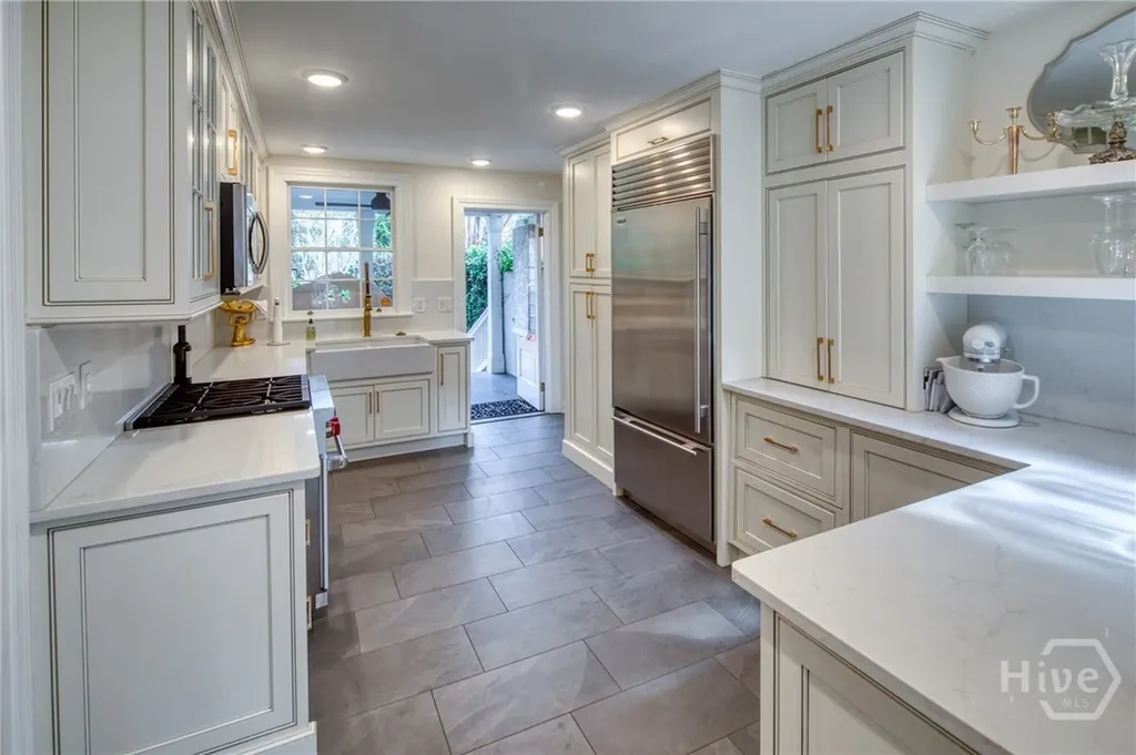 214 E Liberty Street Savannah GA 31401