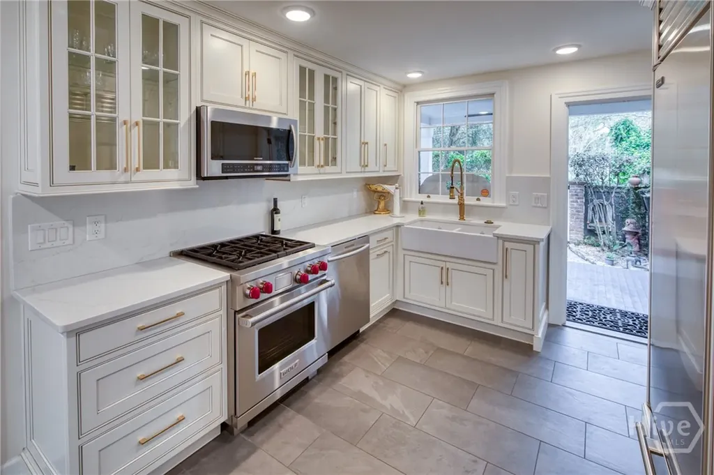 214 E Liberty Street Savannah GA 31401