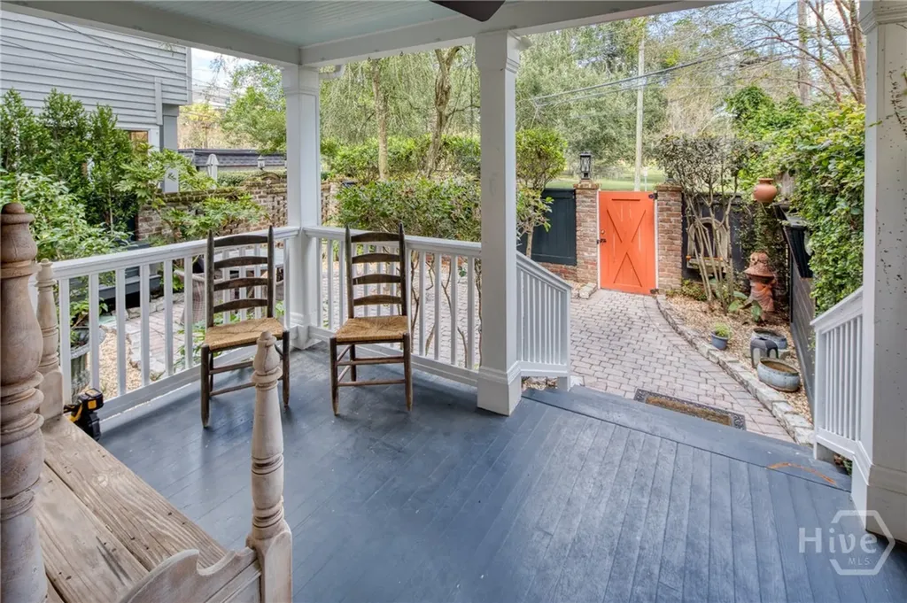 214 E Liberty Street Savannah GA 31401