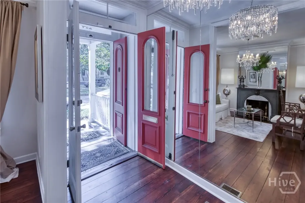 214 E Liberty Street Savannah GA 31401