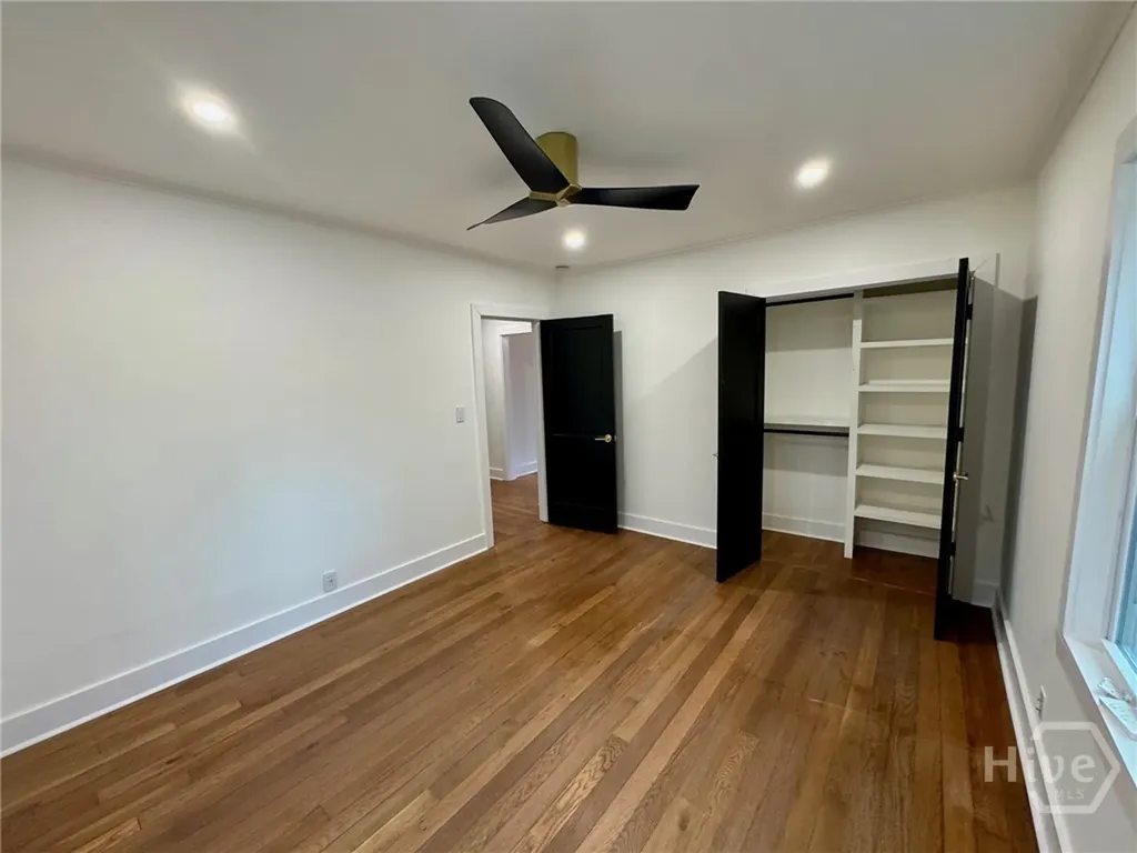 407 E 58th Street Savannah GA 31405