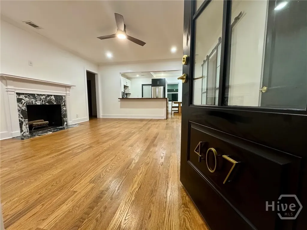 407 E 58th Street Savannah GA 31405
