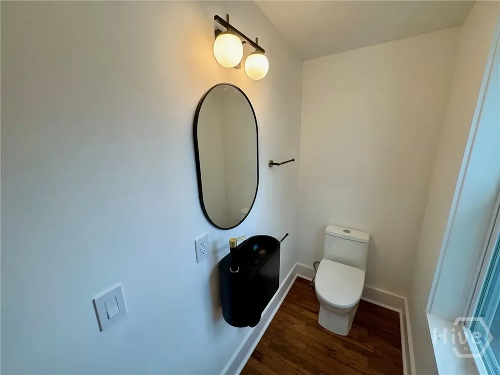 407 E 58th Street Savannah GA 31405