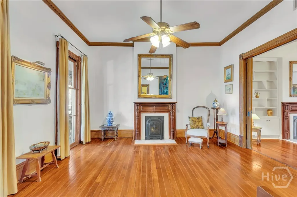 213 W Duffy Street Savannah GA 31401