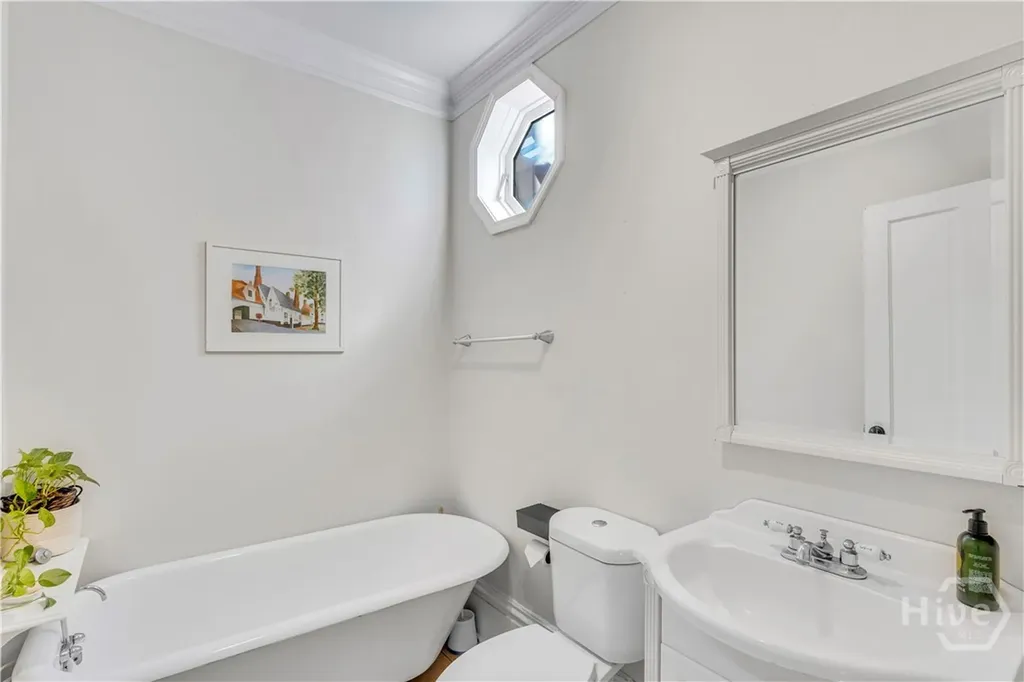 213 W Duffy Street Savannah GA 31401
