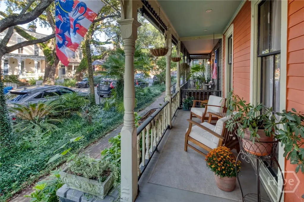 213 W Duffy Street Savannah GA 31401