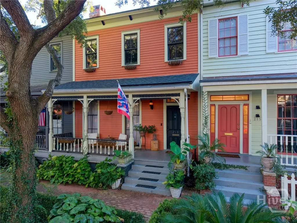 213 W Duffy Street Savannah GA 31401