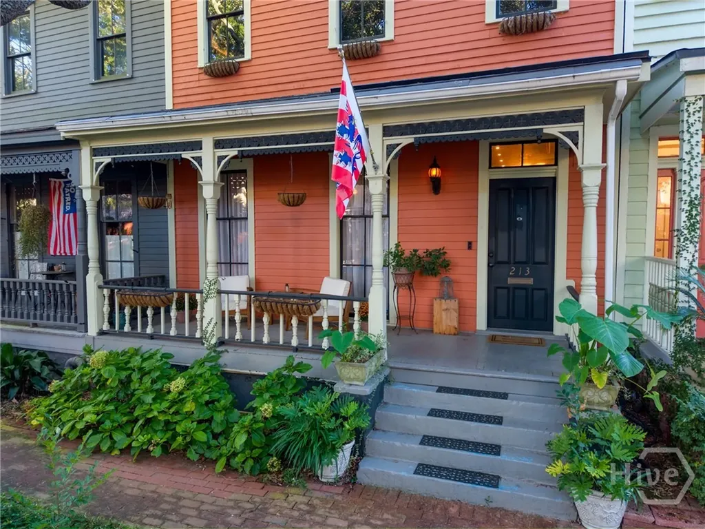 213 W Duffy Street Savannah GA 31401