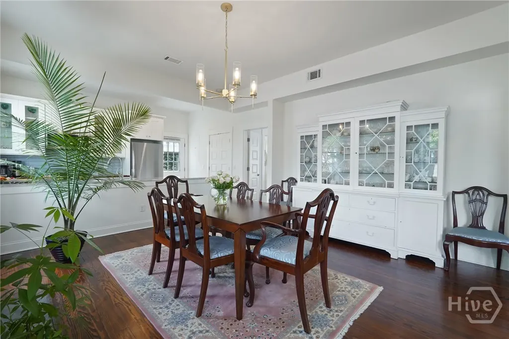 743 E 40th Street Savannah GA 31401