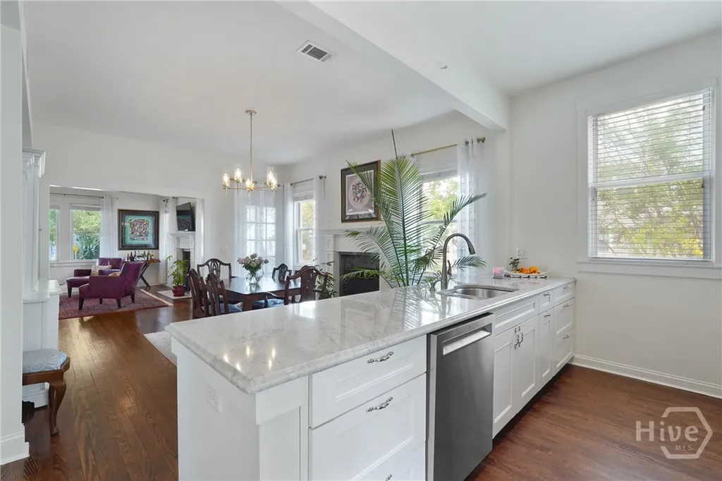 743 E 40th Street Savannah GA 31401