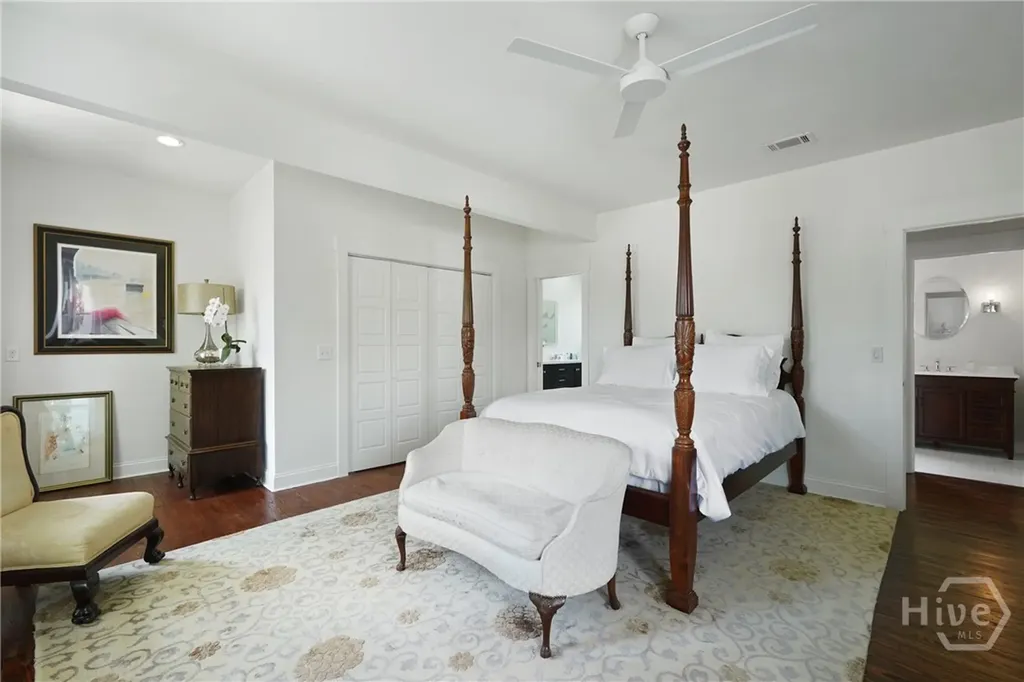 743 E 40th Street Savannah GA 31401