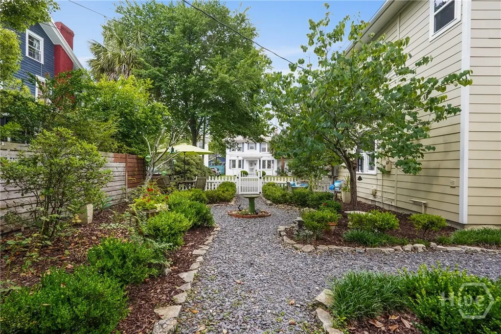 743 E 40th Street Savannah GA 31401