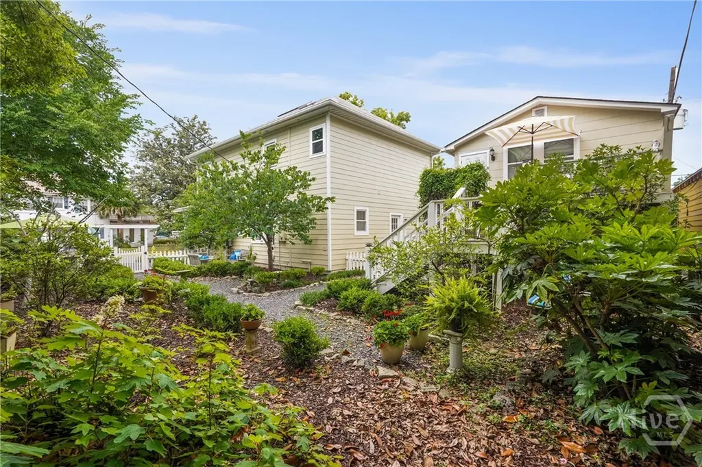 743 E 40th Street Savannah GA 31401