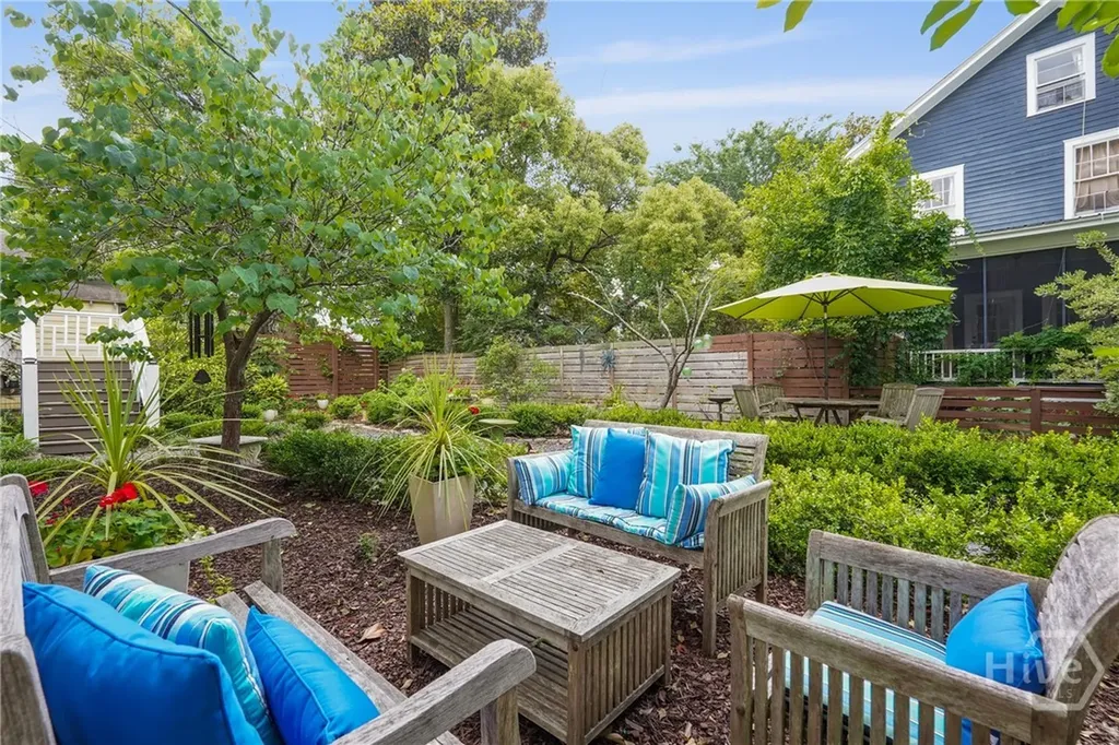 743 E 40th Street Savannah GA 31401