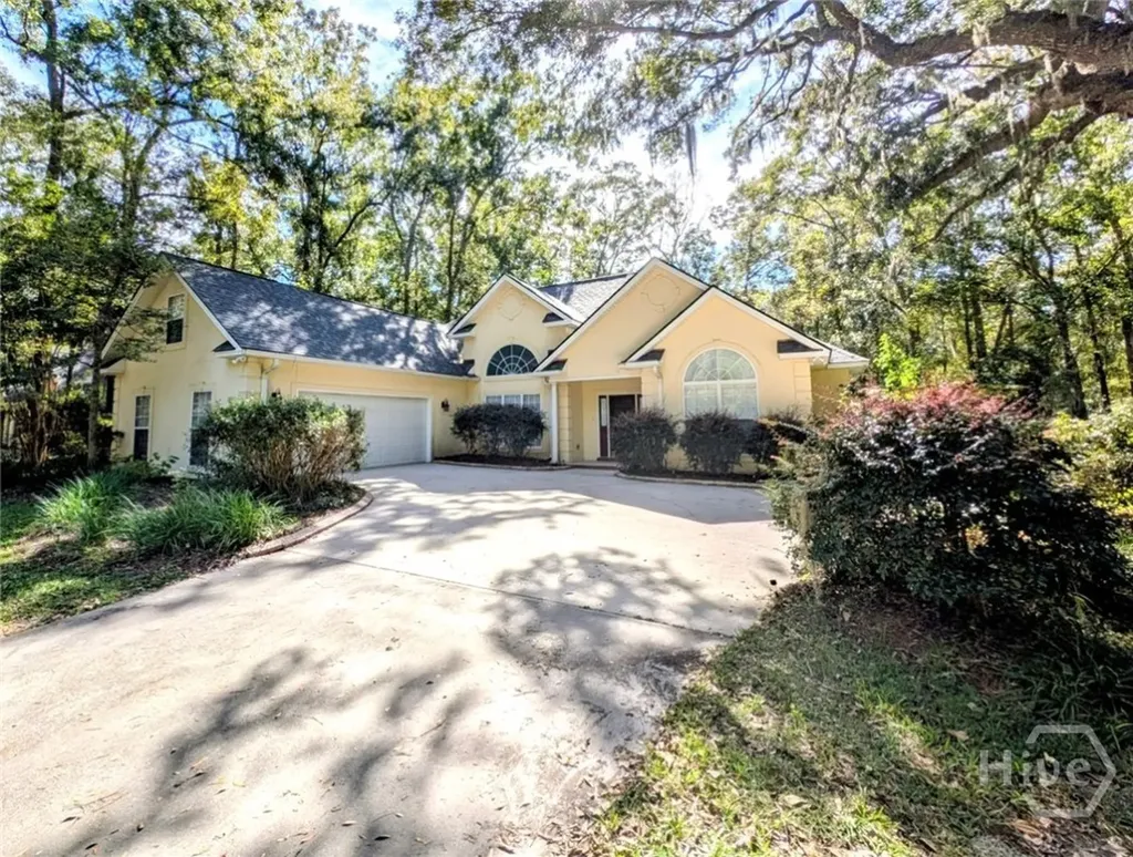 277 Mclaughlin Lane Richmond Hill GA 31324