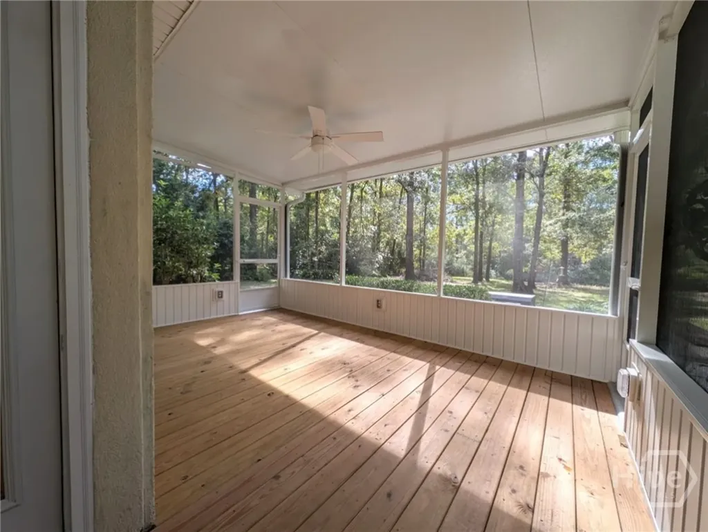 277 Mclaughlin Lane Richmond Hill GA 31324