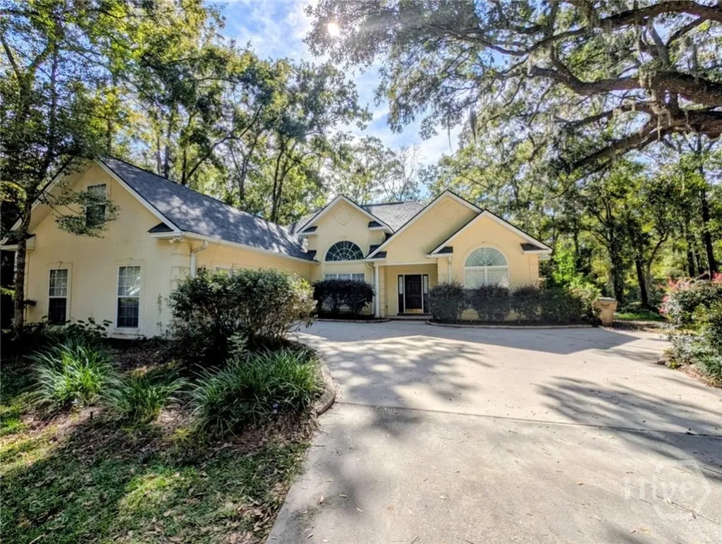 277 Mclaughlin Lane Richmond Hill GA 31324