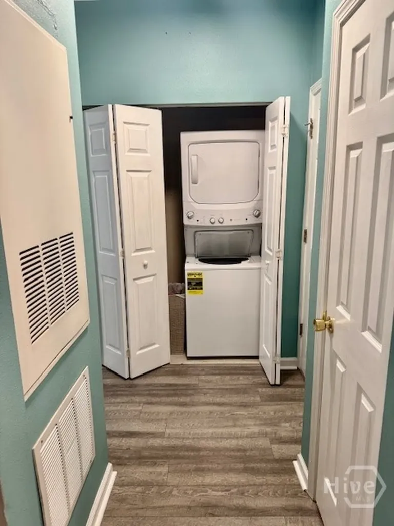 3325 Whitemarsh Way Savannah GA 31410
