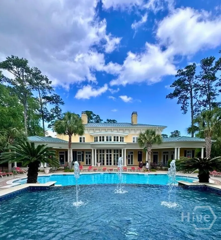 3325 Whitemarsh Way Savannah GA 31410