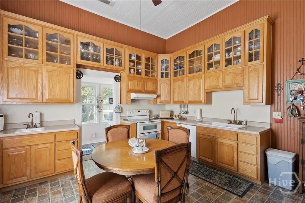 610 W Liberty Street Claxton GA 30417