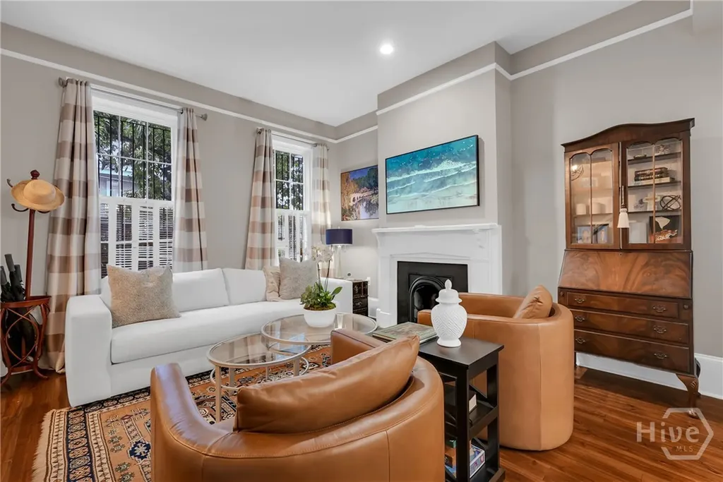 216 W Gaston Street Savannah GA 31401
