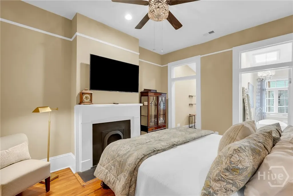 216 W Gaston Street Savannah GA 31401