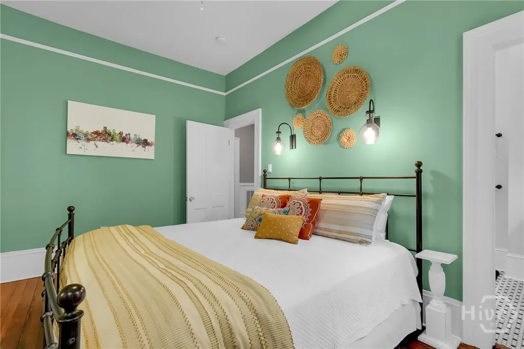 216 W Gaston Street Savannah GA 31401
