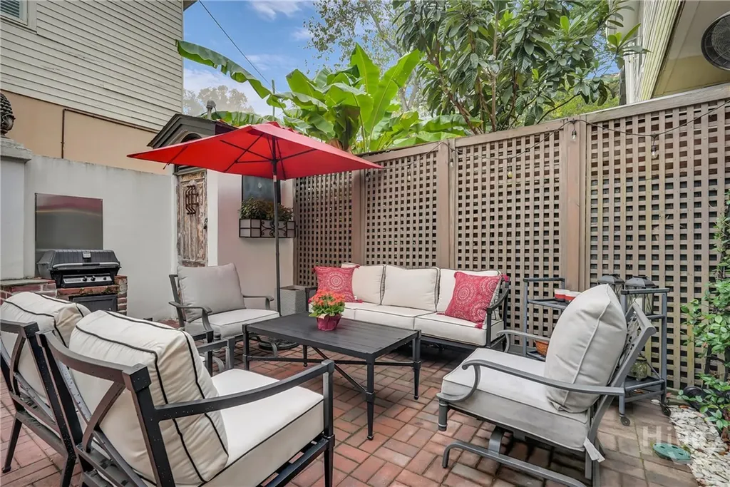 216 W Gaston Street Savannah GA 31401