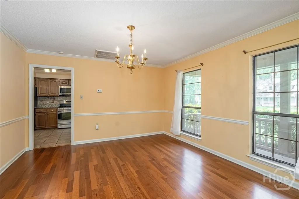 114 Melrose Avenue Savannah GA 31410