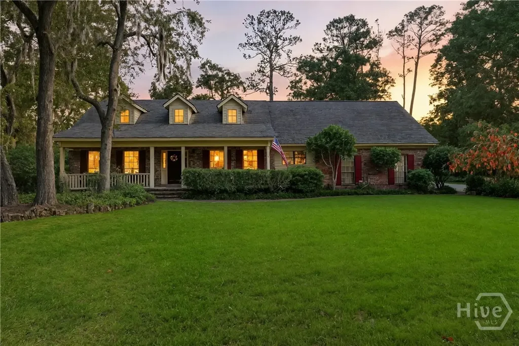 114 Melrose Avenue Savannah GA 31410