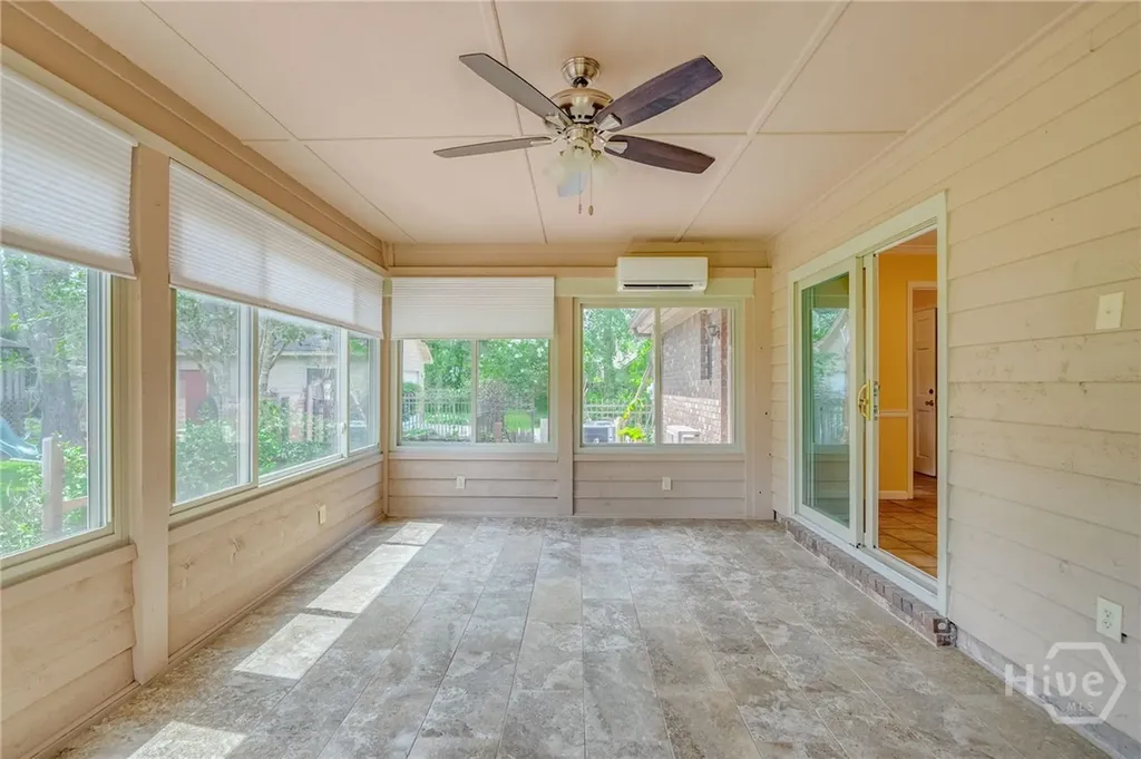 114 Melrose Avenue Savannah GA 31410