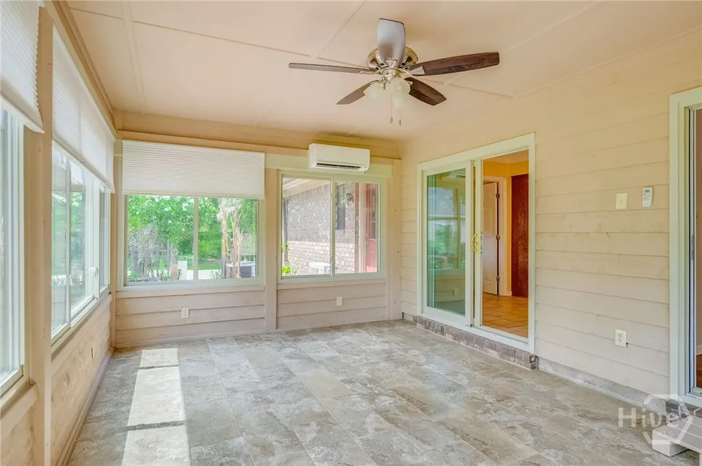 114 Melrose Avenue Savannah GA 31410