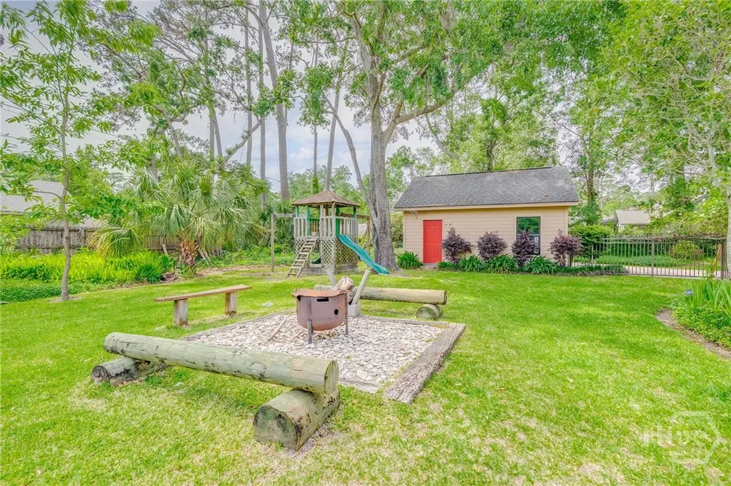 114 Melrose Avenue Savannah GA 31410