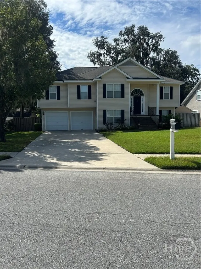 127 Druid Circle Savannah GA 31410
