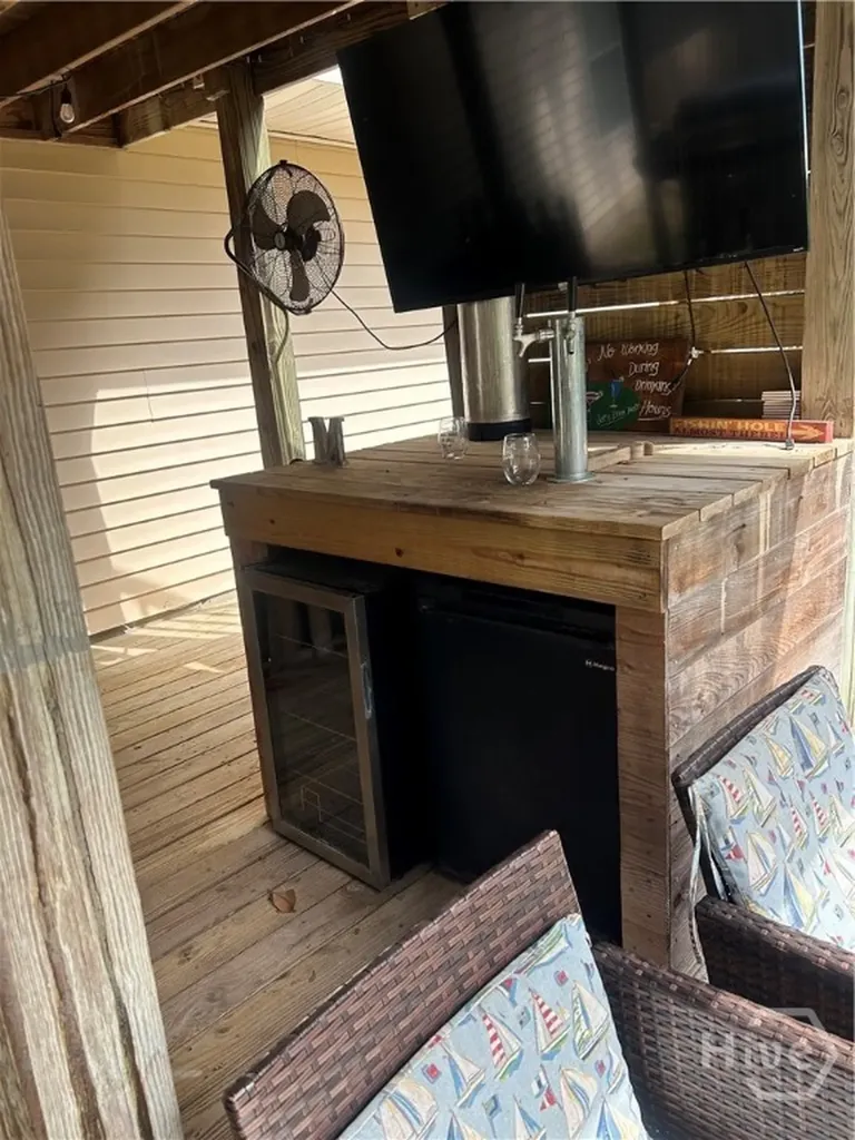 127 Druid Circle Savannah GA 31410