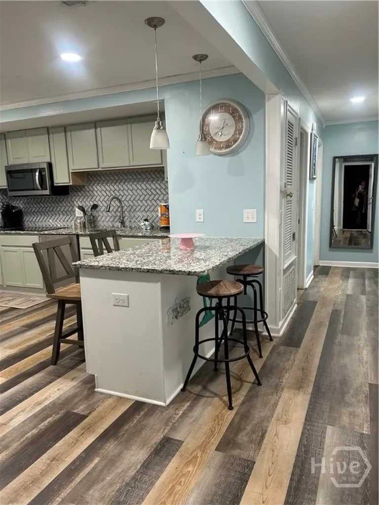 127 Druid Circle Savannah GA 31410