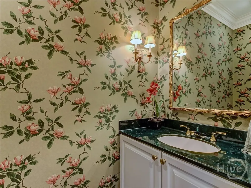 10 Pineside Lane Savannah GA 31411