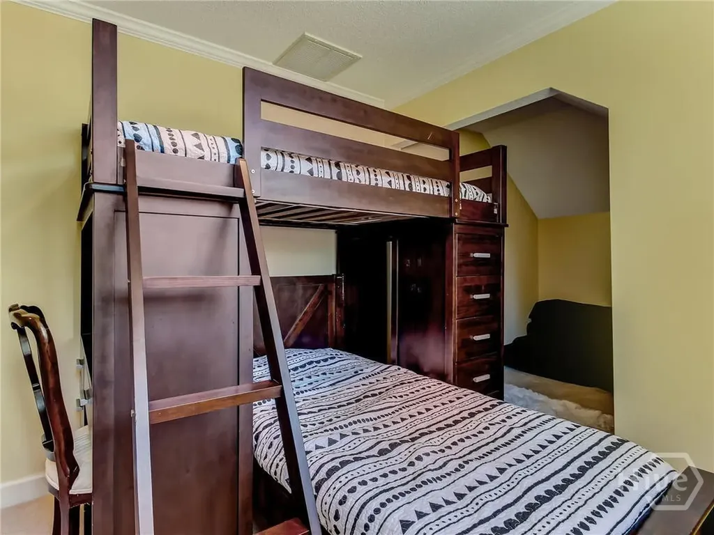 10 Pineside Lane Savannah GA 31411