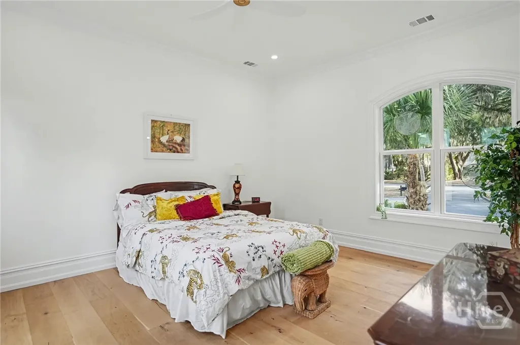 2 Top Gallant Circle Savannah GA 31411