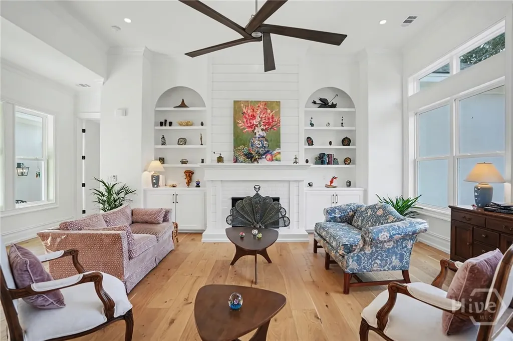 2 Top Gallant Circle Savannah GA 31411