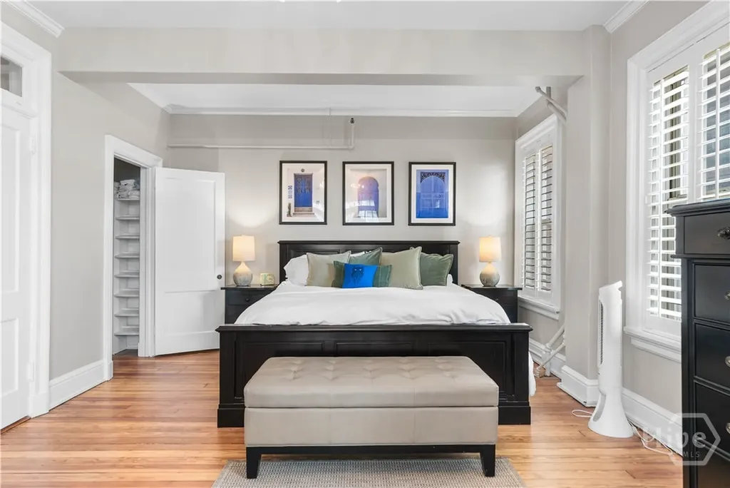 24 E Liberty Street Savannah GA 31401