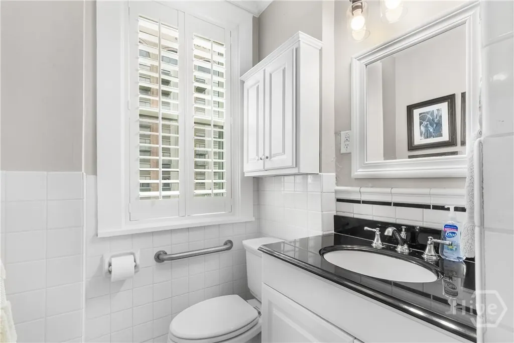 24 E Liberty Street Savannah GA 31401